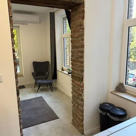 Gemuetliche Kleine Mit Balkon Apartment Aachen