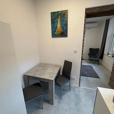 Gemuetliche Kleine Mit Balkon Apartment Aachen