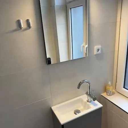 Apartment Gemuetliche Kleine Mit Balkon *
